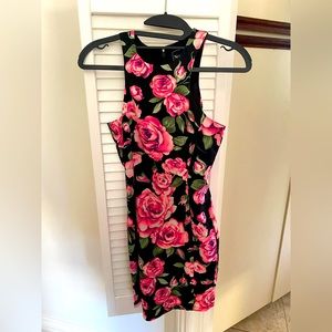 Flowery mini dress!